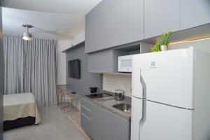 Kuchyň nebo kuchyňský kout v ubytování Gray One - Apto com varanda, poucos passos da estação Luz