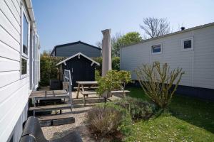 En have udenfor Camping de Zandput - 237