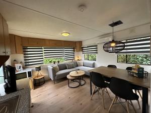 Khu vực ghế ngồi tại Beach Resort Kamperland - 118