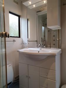 Phòng tắm tại Beach Resort Kamperland - 118 +14 ảnh