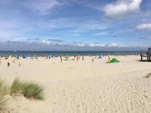 Phong cảnh thiên nhiên gần nhà gỗ