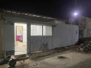 Το κτήριο όπου στεγάζεται  η παραθεριστική κατοικία