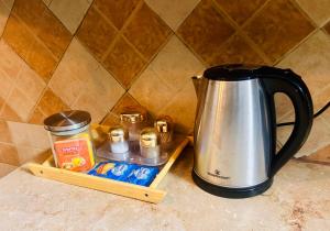 Příslušenství pro přípravu čaje a kávy v ubytování Mohib Home Stay + 16 fotografií