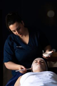 Επισκέπτες που μένουν στο Hôtel La Marine