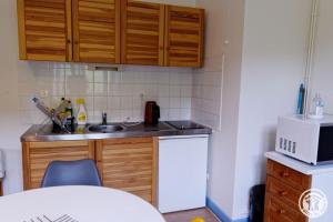 Η κουζίνα ή μικρή κουζίνα στο Gite