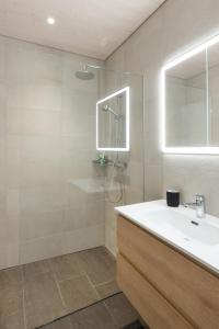 Phòng tắm tại Lungern Alpine Stay with free parking