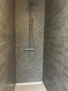 Ένα μπάνιο στο Maprérie