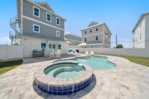 Bazén v ubytování Twisted Sister l Luxury Ocean Views l Private Pool nebo v jeho okolí