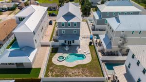 Bazén v ubytování Twisted Sister l Luxury Ocean Views l Private Pool nebo v jeho okolí