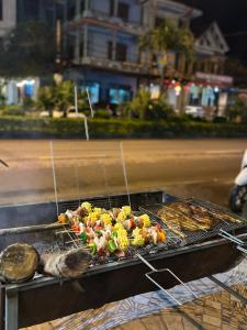 Φωτογραφία από το άλμπουμ του Bamboo Riverside Home σε Bố Trạch