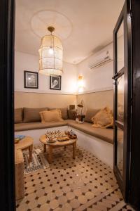 Χώρος καθιστικού στο Riad Bloom