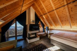 Μια τηλεόραση ή/και κέντρο ψυχαγωγίας στο Classic Villas Prevalla