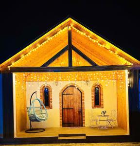 El edificio en el que está el chalet de montaña