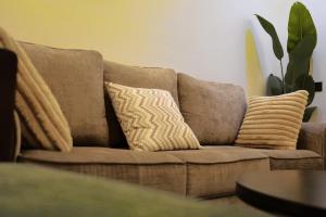 Ảnh trong thư viện ảnh của Luxury accommodation with a room, lounge and smart entrance ở Jeddah +17 ảnh