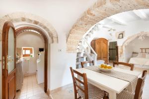 Køkken eller tekøkken på Trullo Suite Tulipano ad Alberobello