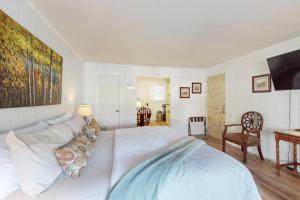 Ένα ή περισσότερα κρεβάτια σε δωμάτιο στο Dogwood - Unit 603