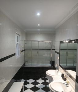 Koupelna v ubytování Casa Rural El Algarrobo