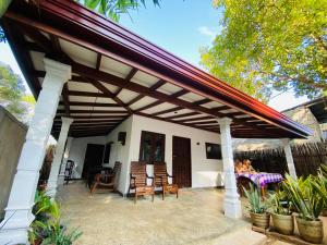 Zahrada ubytování Mountain Peak Homestay Hiriketiya