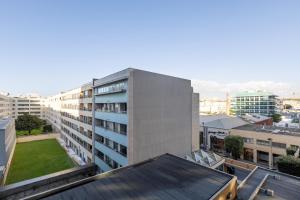 an overhead view of a building in a city at Casa da Praia - Matosinhos Mar in Matosinhos