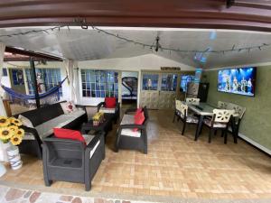 Μια τηλεόραση ή/και κέντρο ψυχαγωγίας στο Finca Agua Luna