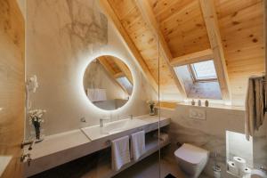 Ένα μπάνιο στο Classic Villas Prevalla +128 φωτογραφίες