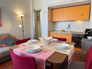 Un lugar para sentarse en 7 min from the sea, close to the historic centre