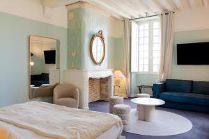 Μια τηλεόραση ή/και κέντρο ψυχαγωγίας στο Maison Fredon Bordeaux Centre