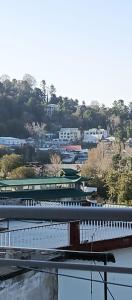 Fotografie z fotogalerie ubytování Comfortable Studio with Parking and Hot Water in Murree v destinaci Murree