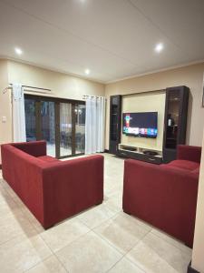 Et tv og/eller underholdning på 6 Baluwatu, Zimbali Coastal Estate