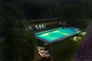 Bazén v ubytovaní Hotel Galaroza Sierra alebo v jeho blízkosti