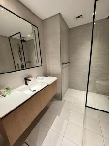 Phòng tắm tại Huge Studio Near Burj Khalifa