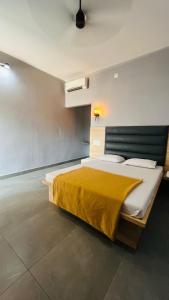 Una cama o camas en una habitación de Ocean Resorts 31 fotos más