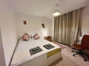 Ένα ή περισσότερα κρεβάτια σε δωμάτιο στο Double Bedroom with En-Suite