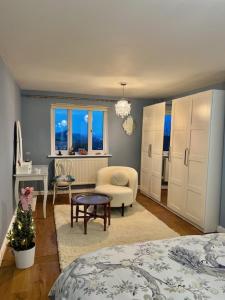 Postel nebo postele na pokoji v ubytování Treemon + 3 fotografie