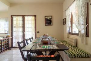 Χώρος καθιστικού στο Casa em Cabo Frio com Piscina e Acesso a Praia +38 φωτογραφίες