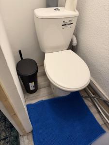 Phòng tắm tại A nice and cozy Studio near West Hampstead Station +1 ảnh