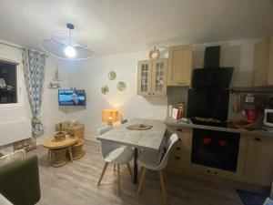 Køkken eller tekøkken på Chez Marie Lou