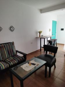 Khu vực ghế ngồi tại Edificio Rey Niño