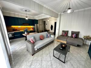 Khu vực ghế ngồi tại GM Center Apartment