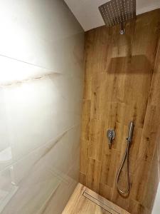 Phòng tắm tại GM Center Apartment +33 ảnh