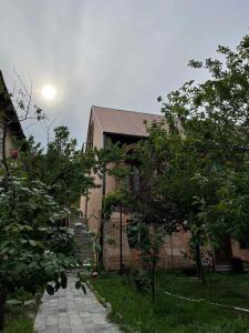 Κήπος έξω από το Vintage Villa Mitskheta