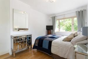 Galería fotográfica de 4 bed private semi-detached, en Dublín 2 fotos más