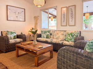 Φωτογραφία από το άλμπουμ του Hare Mahalo στη Χάνγκα Ρόα