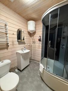 Koupelna v ubytování Guest house Zatishniy dvir + 84 fotografií