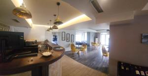 Μια τηλεόραση ή/και κέντρο ψυχαγωγίας στο Veal