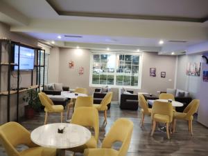 Χώρος καθιστικού στο Veal +6 φωτογραφίες