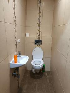 Ένα μπάνιο στο Noclegi w mieście