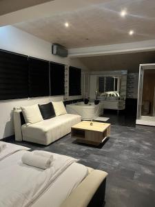 Ảnh trong thư viện ảnh của Restoran & Prenociste DVA BRATA ở Manastir +19 ảnh