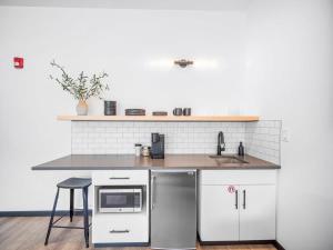 Kuchyň nebo kuchyňský kout v ubytování Uprise Bridgewater Lofts