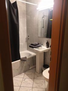 Un baño de The Soho Altstadt Relais